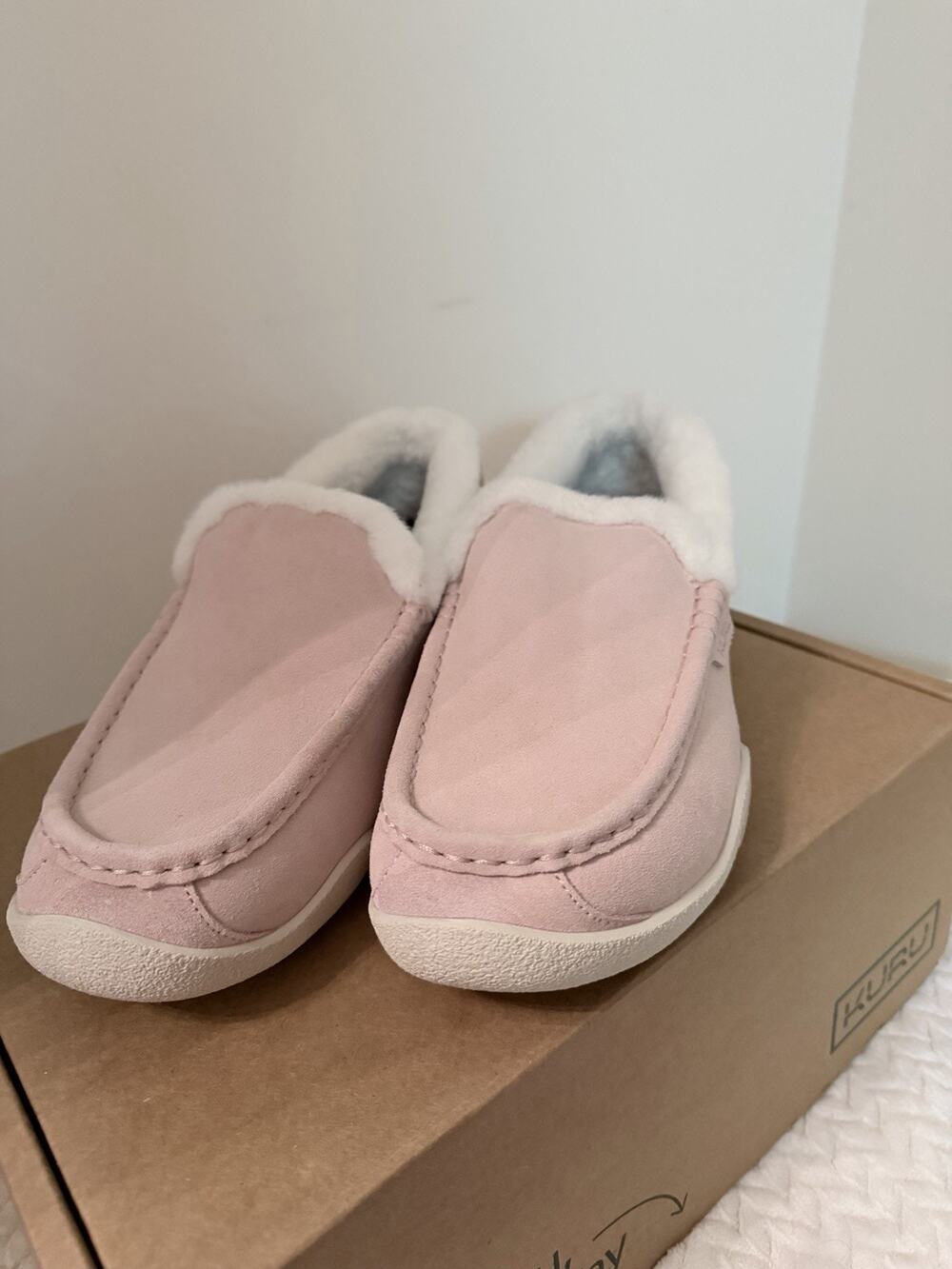 Kuru Loft Soft Pink Vanilla Suede Moccasin Slippers Shoes Size 11.5 M Womens